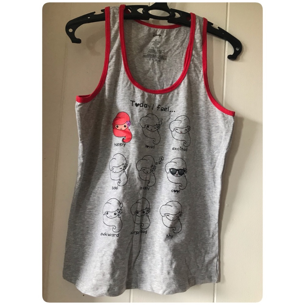 ▪️DISNEY ARIEL How I Feel Fitted Tank
